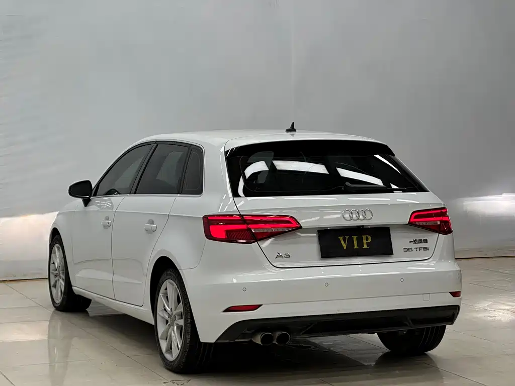 Audi A3 — фото 7