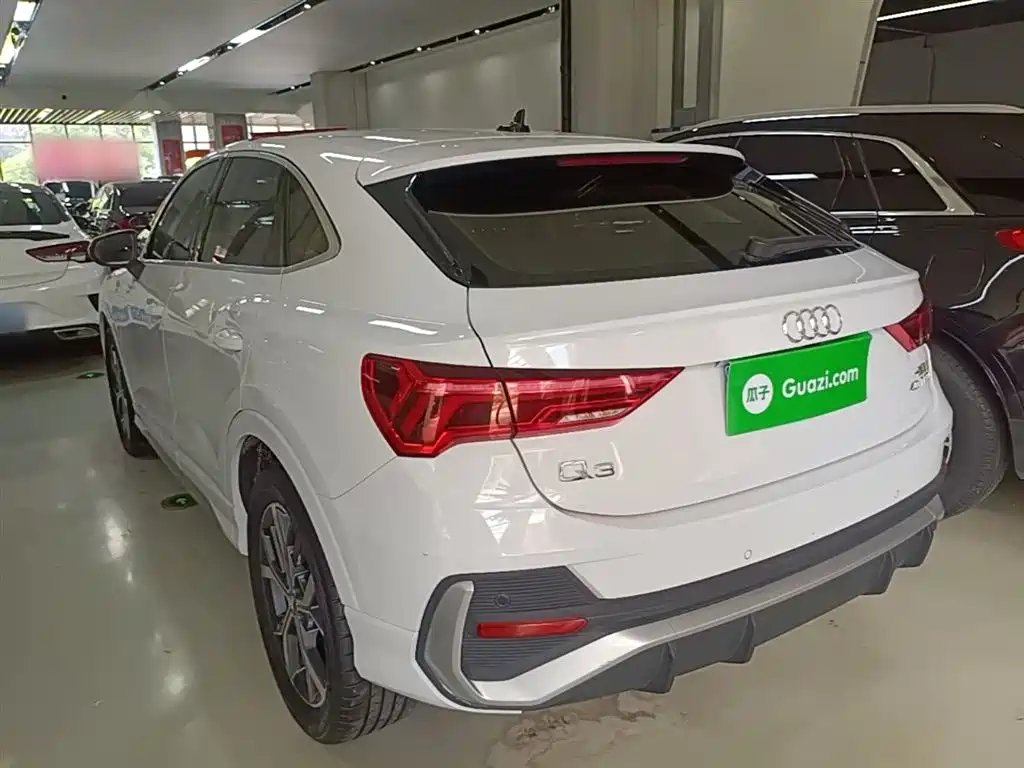 Audi Q3 Sportback — фото 5