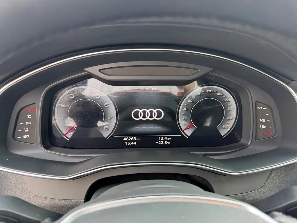 Audi A6L — фото 16