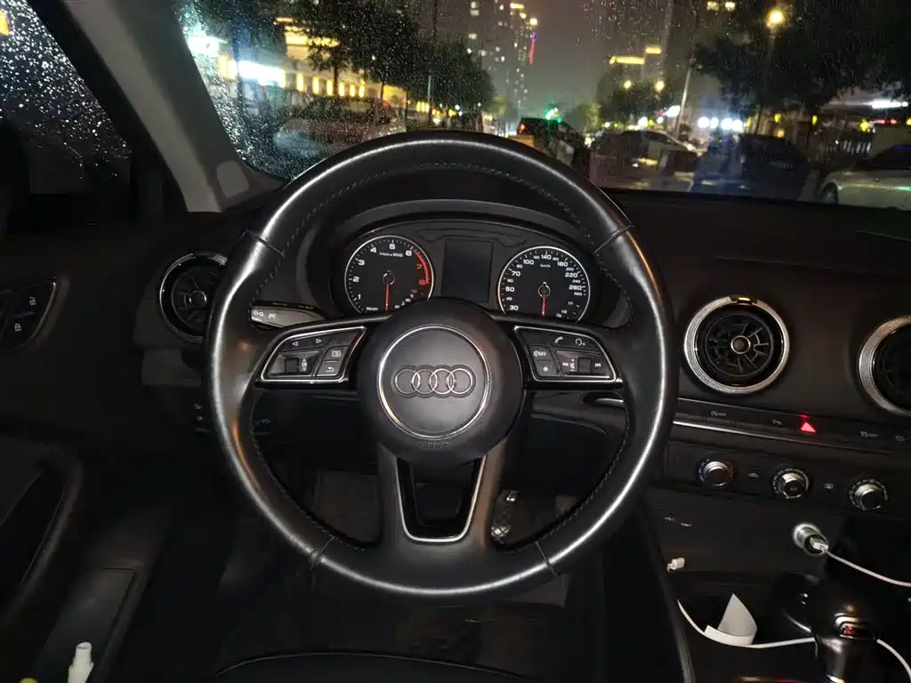 Audi A3 — фото 3