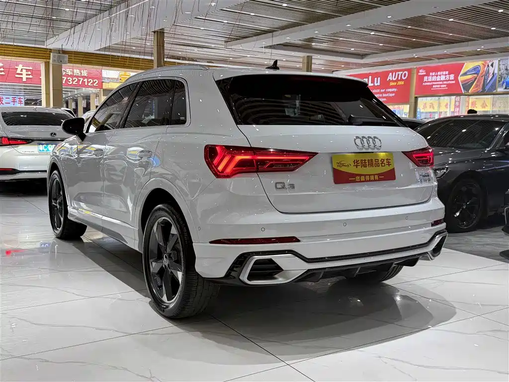Audi Q3 — фото 4