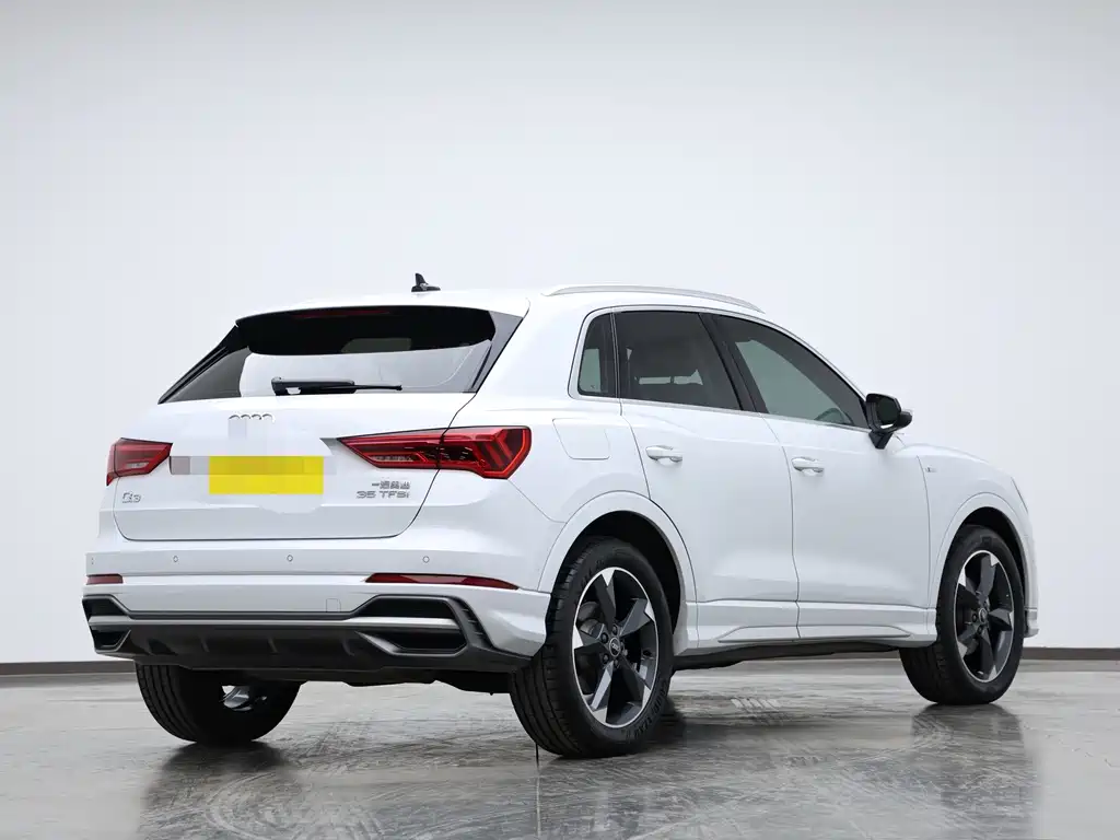 Audi Q3 — фото 2