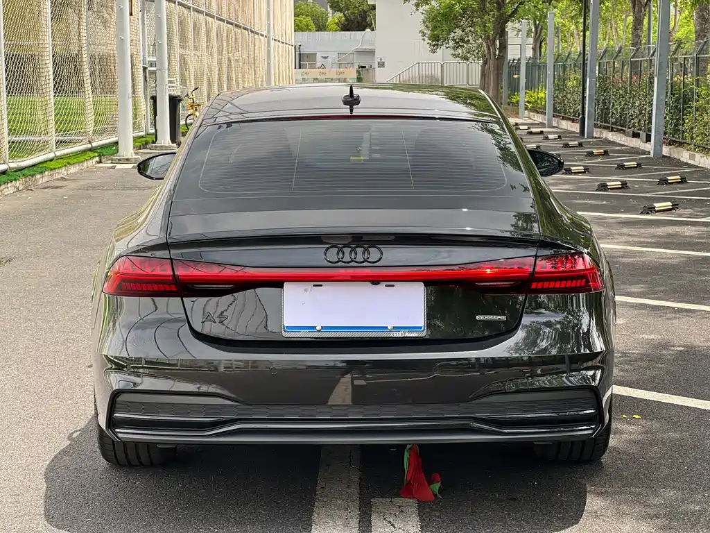 Audi A7 — фото 5