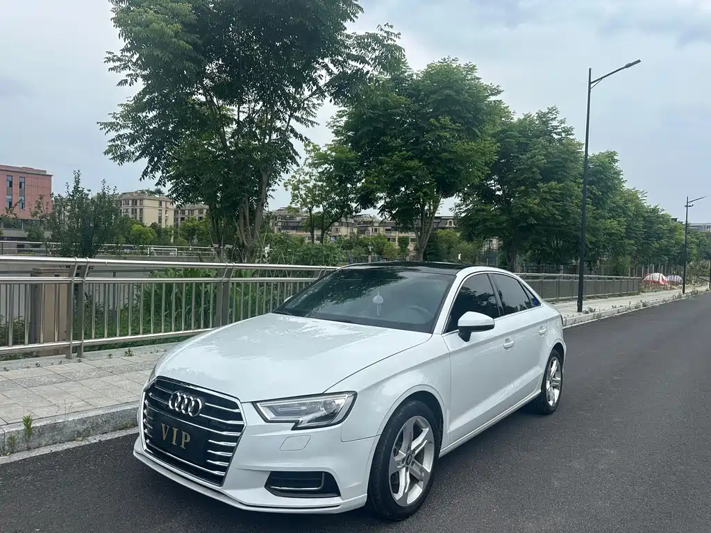 Audi A3 — фото 3