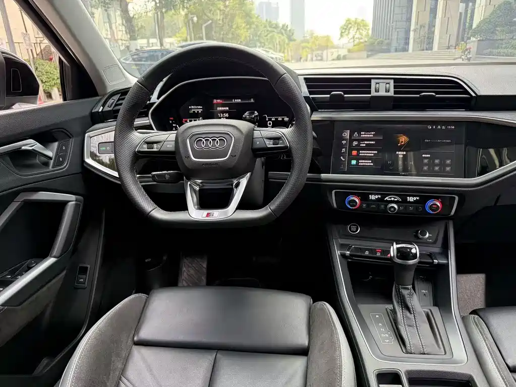 Audi Q3 Sportback — фото 7
