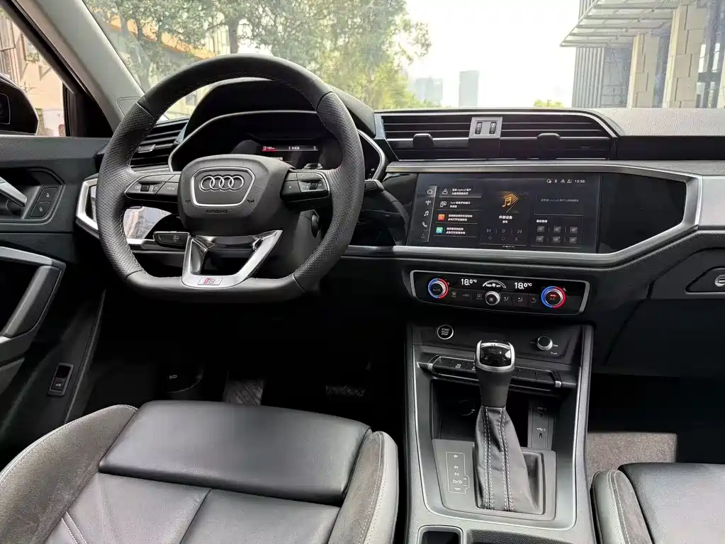 Audi Q3 Sportback — фото 8