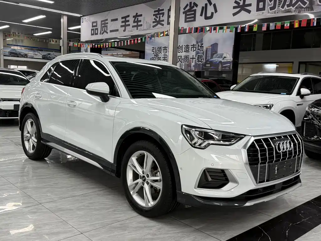 Audi Q3 — фото 3