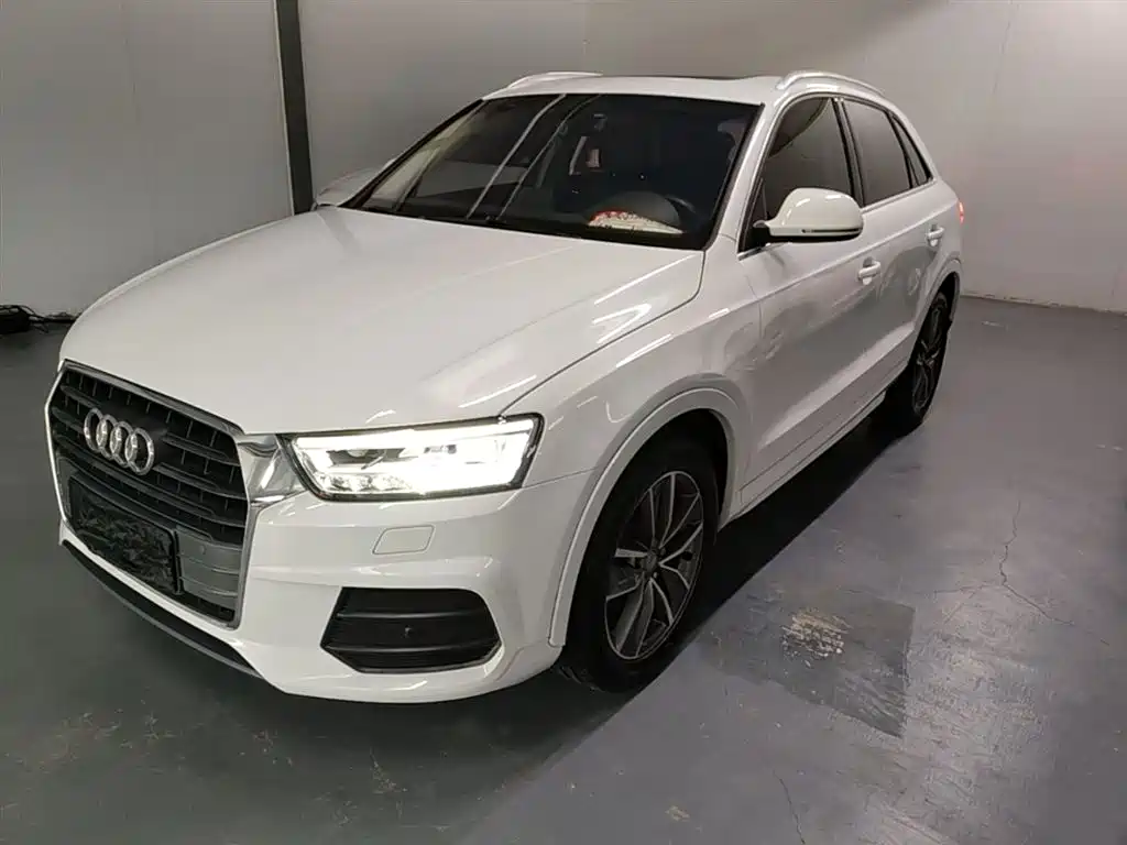 Audi Q3 — фото 2