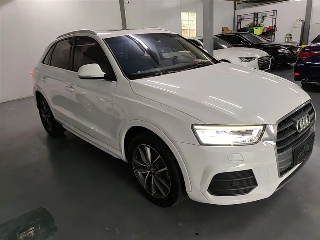 Audi Q3 — фото 4