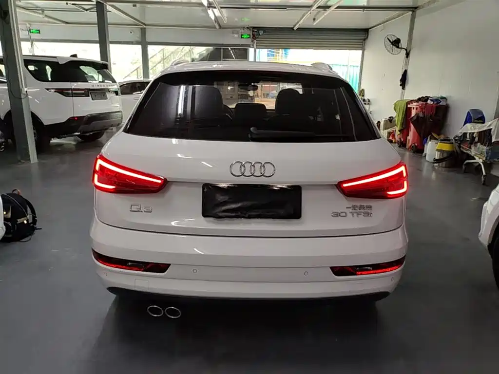 Audi Q3 — фото 6