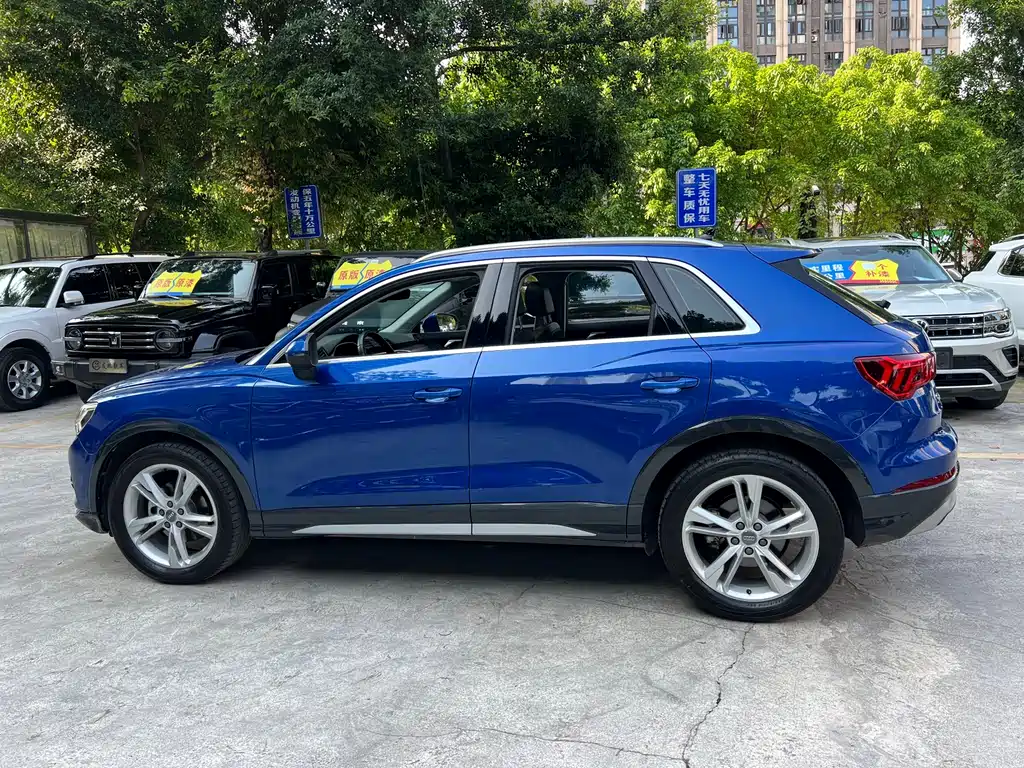 Audi Q3 — фото 6