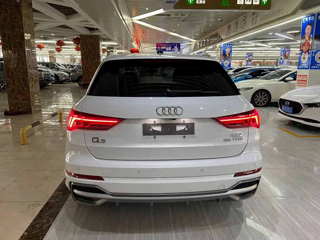 Audi Q3 — фото 5