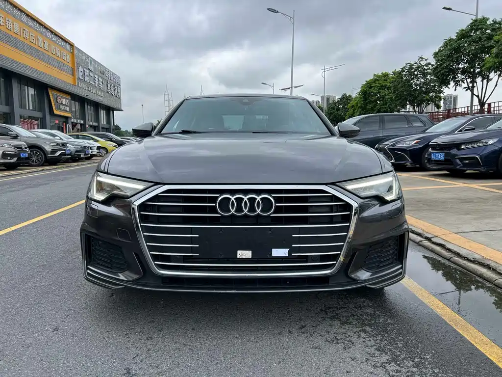 Audi A6L — фото 2