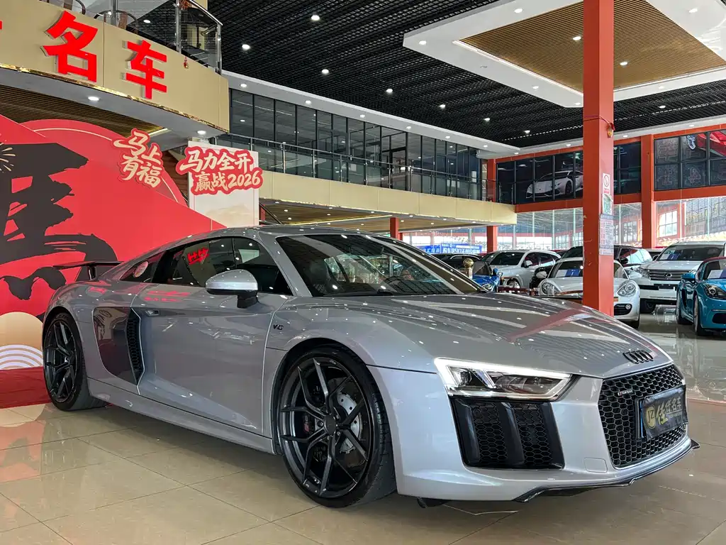 Audi R8 — фото 3