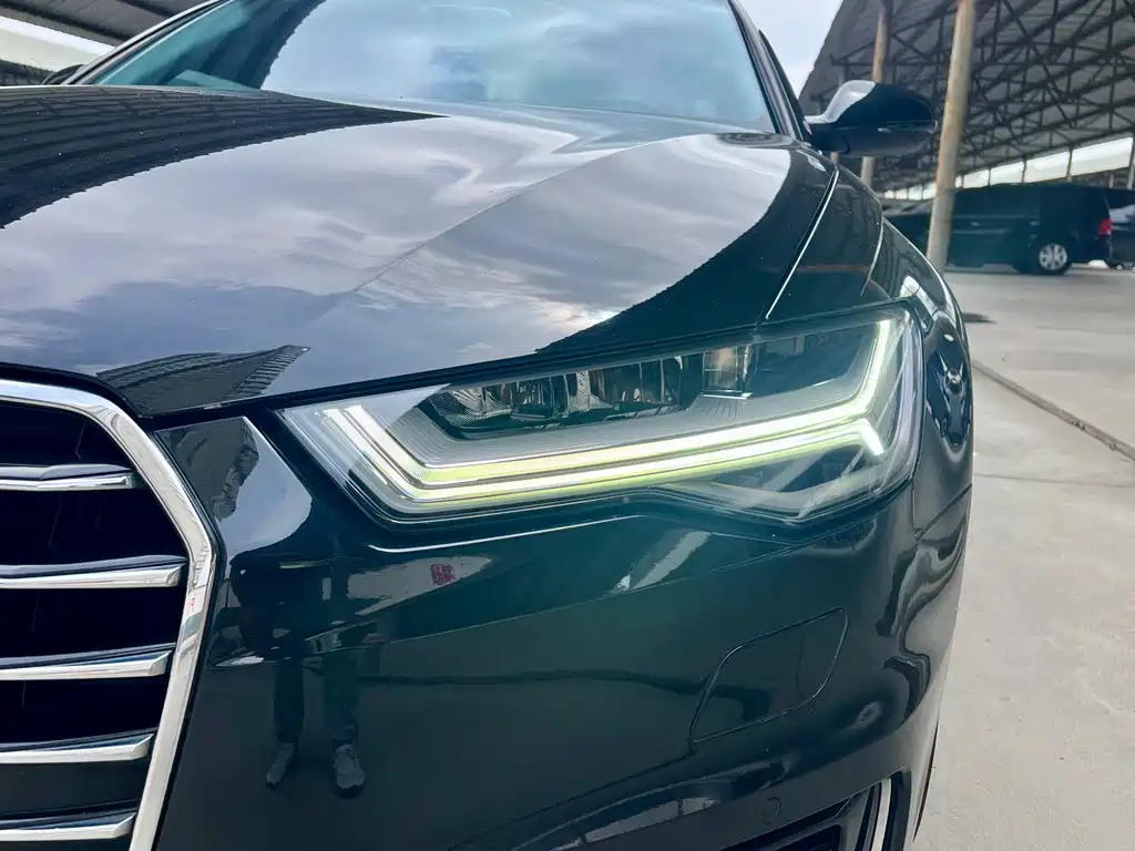 Audi A6L — фото 4