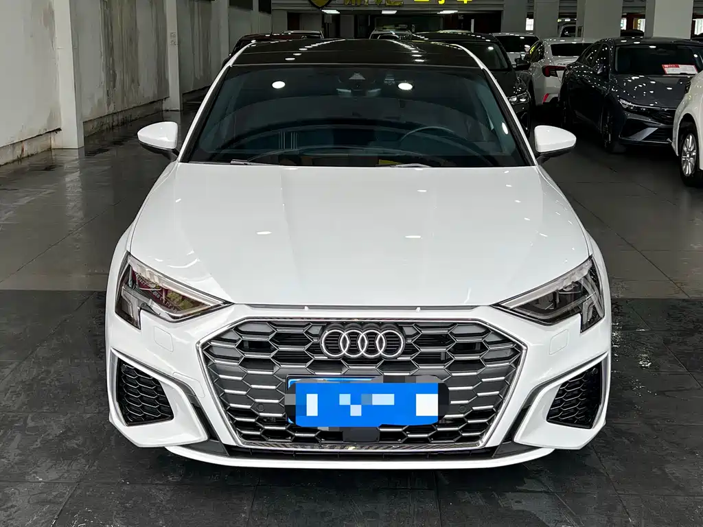 Audi A3 — фото 2