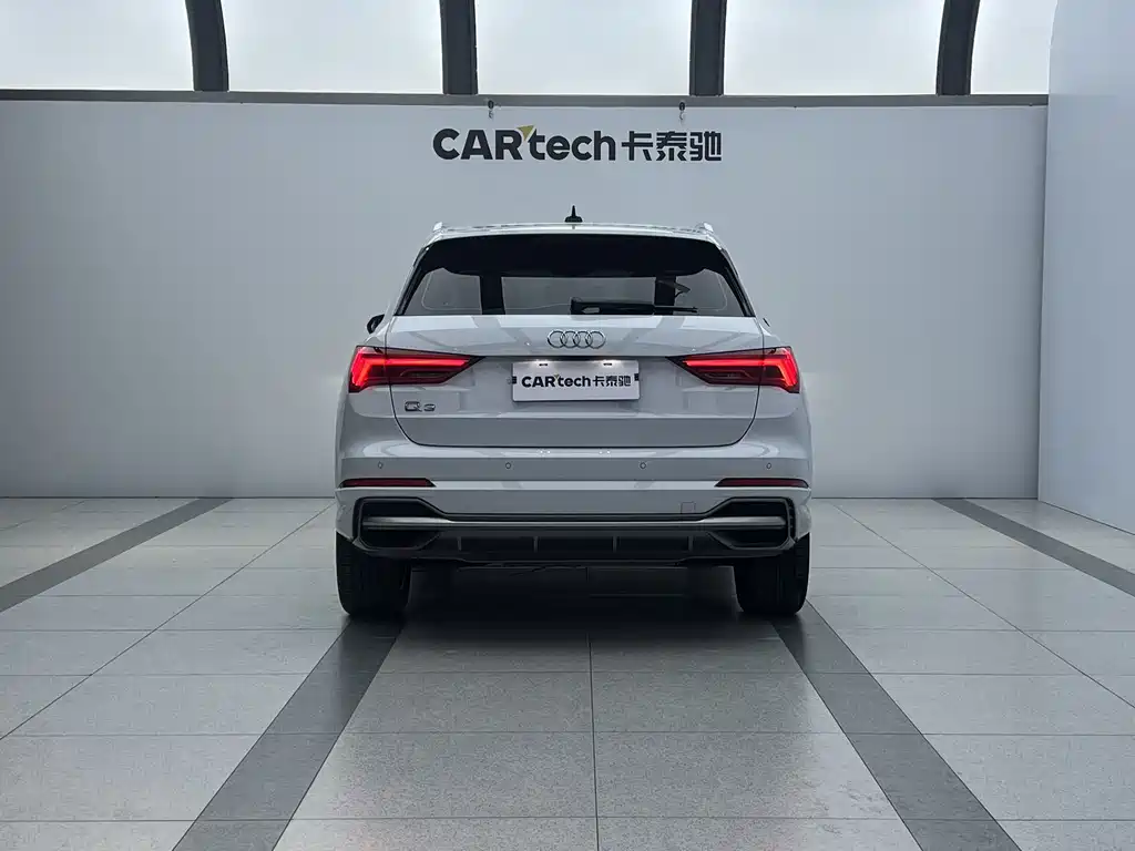 Audi Q3 — фото 3