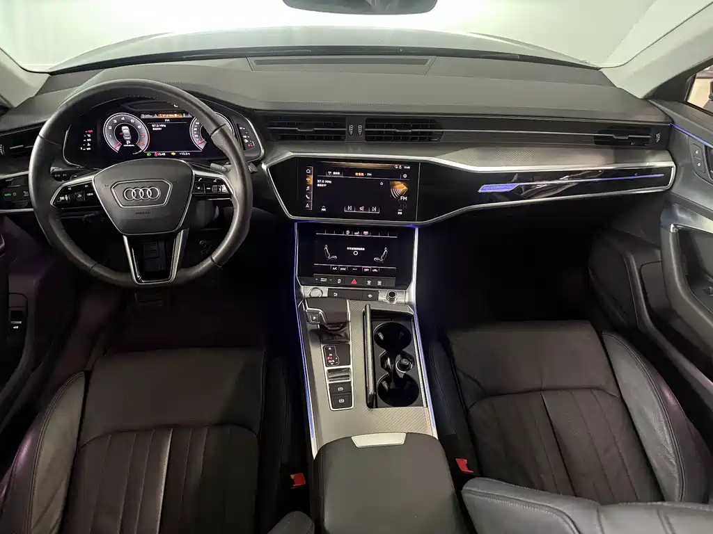 Audi A6L — фото 6