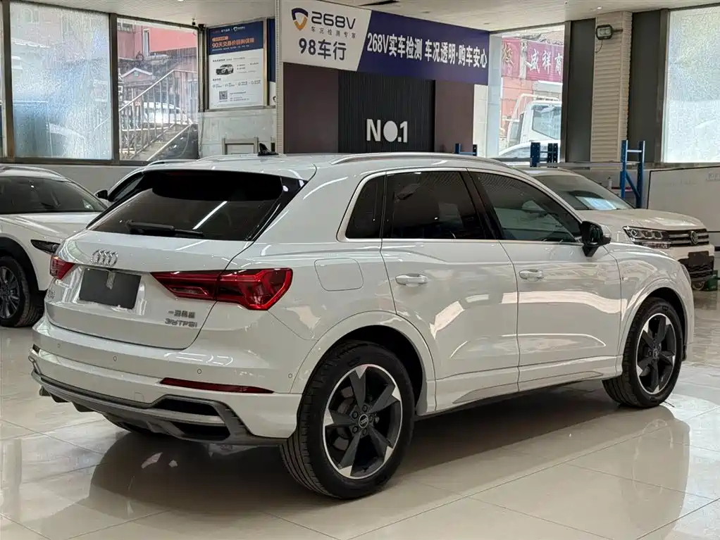 Audi Q3 — фото 4