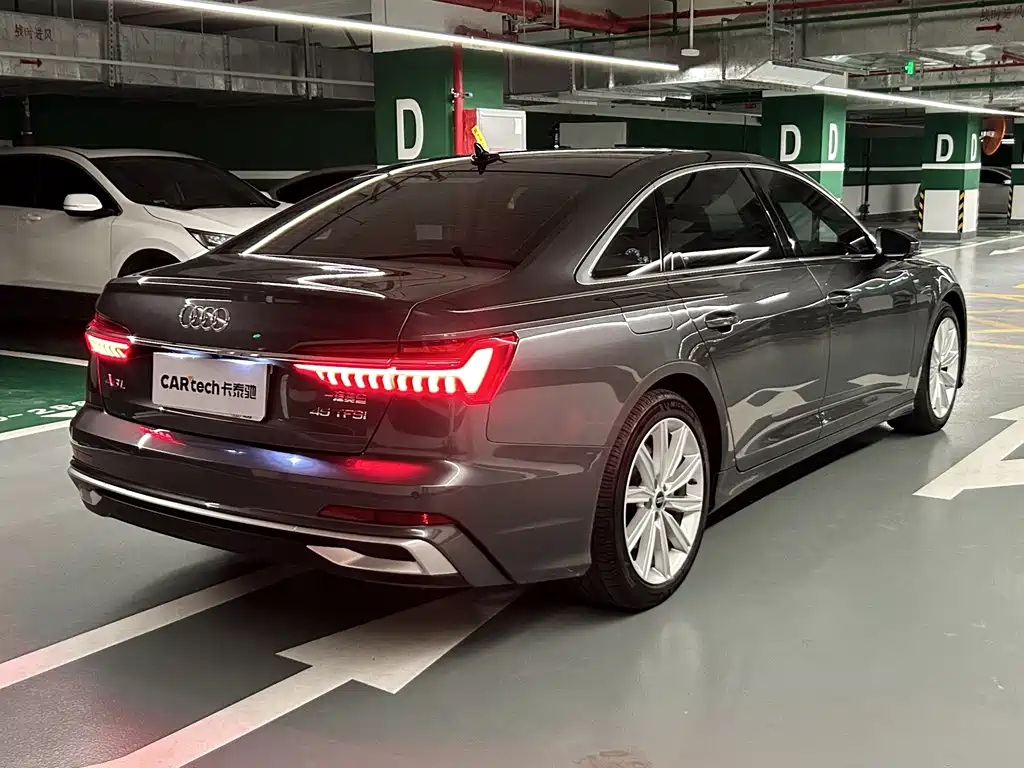 Audi A6L — фото 6
