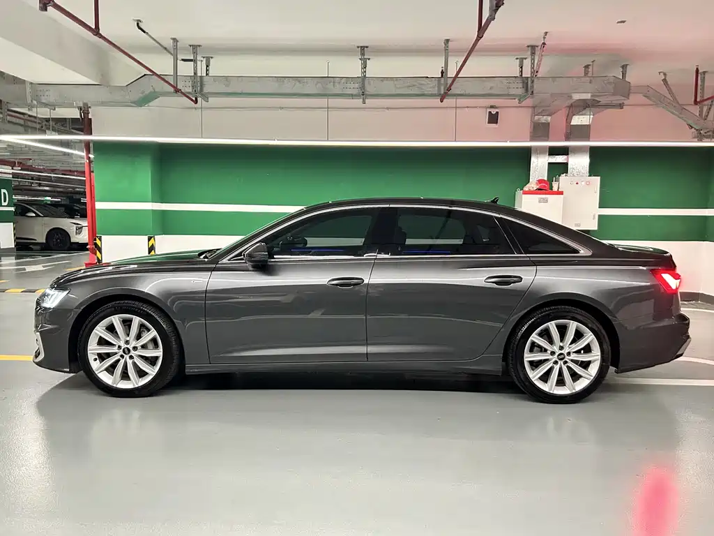 Audi A6L — фото 7