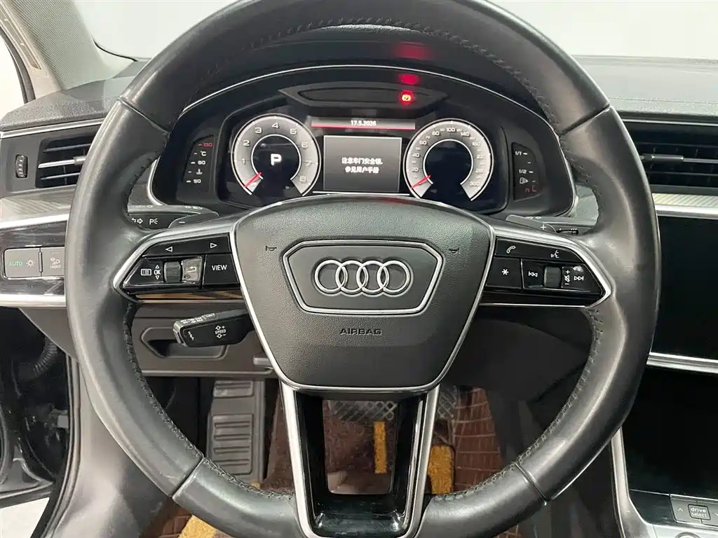 Audi A6L — фото 10
