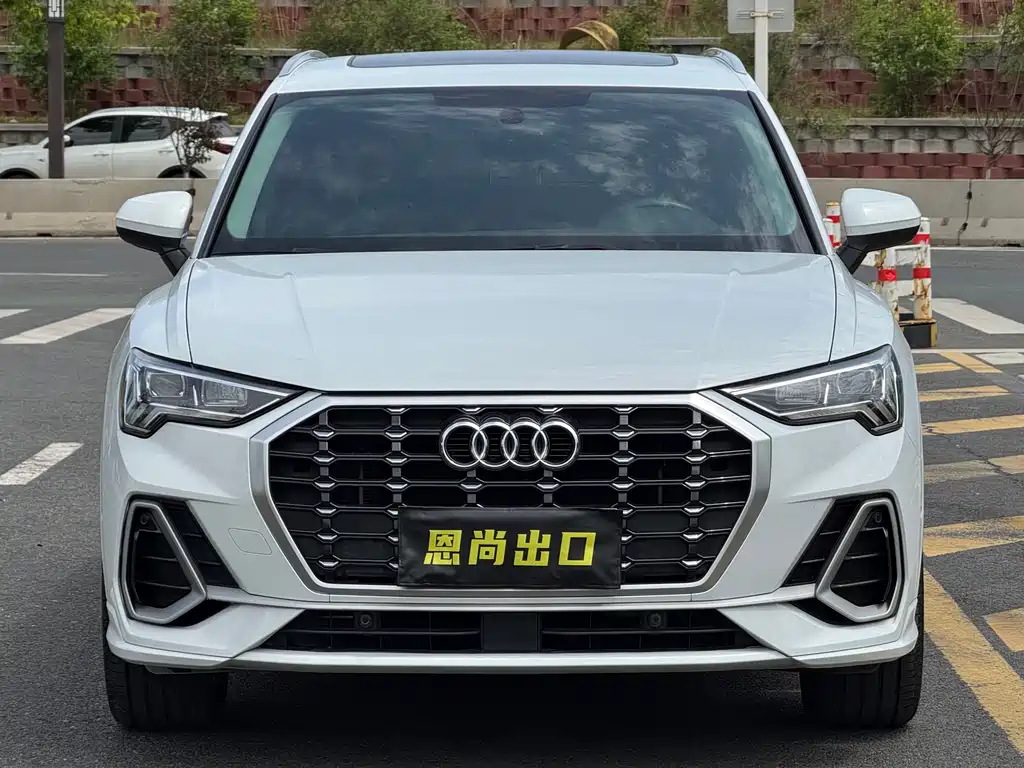 Audi Q3 — фото 3