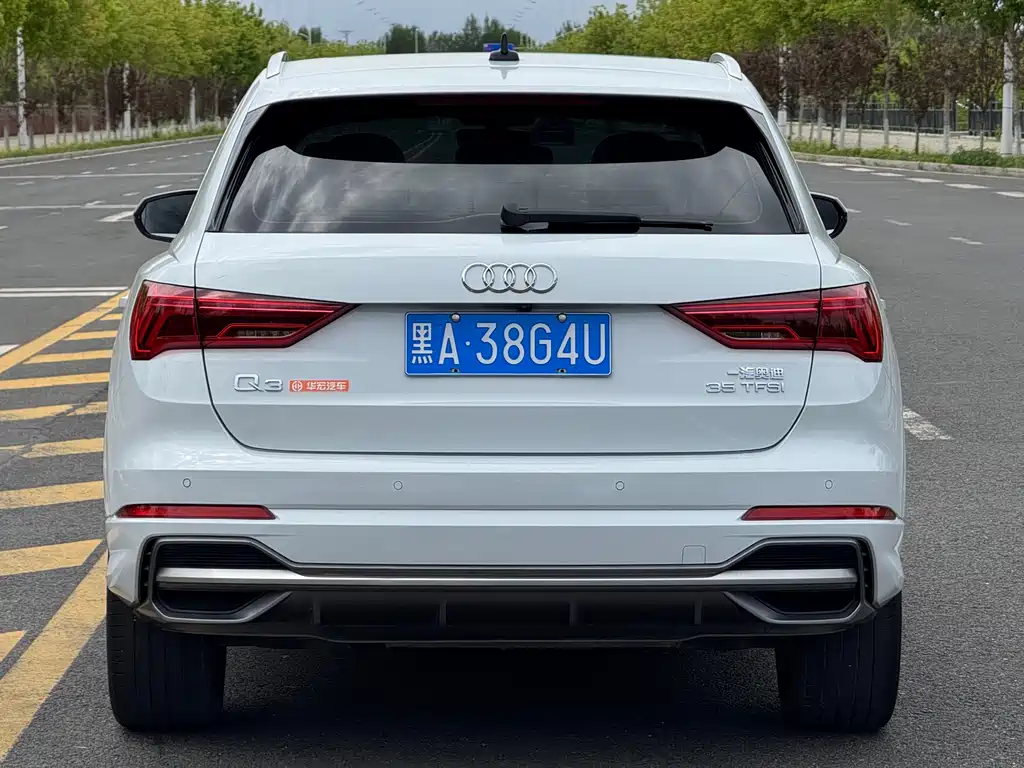 Audi Q3 — фото 7