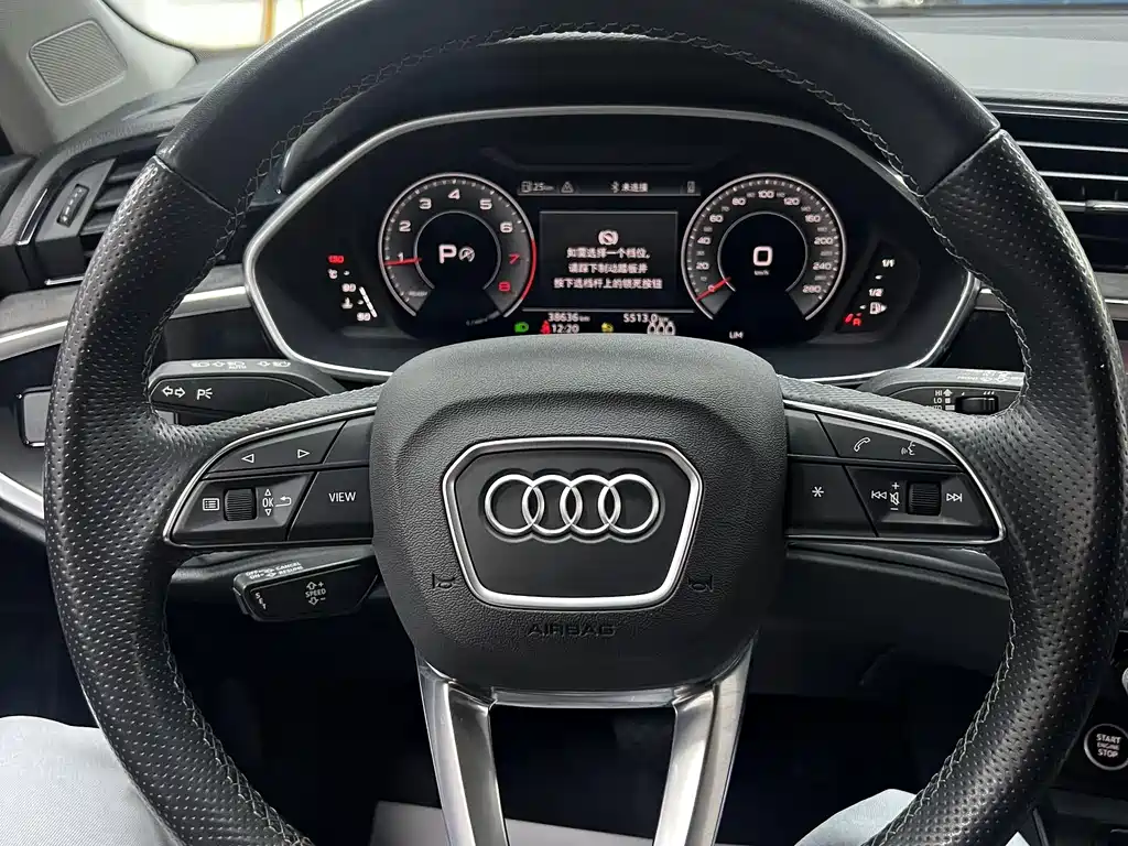 Audi Q3 Sportback — фото 8