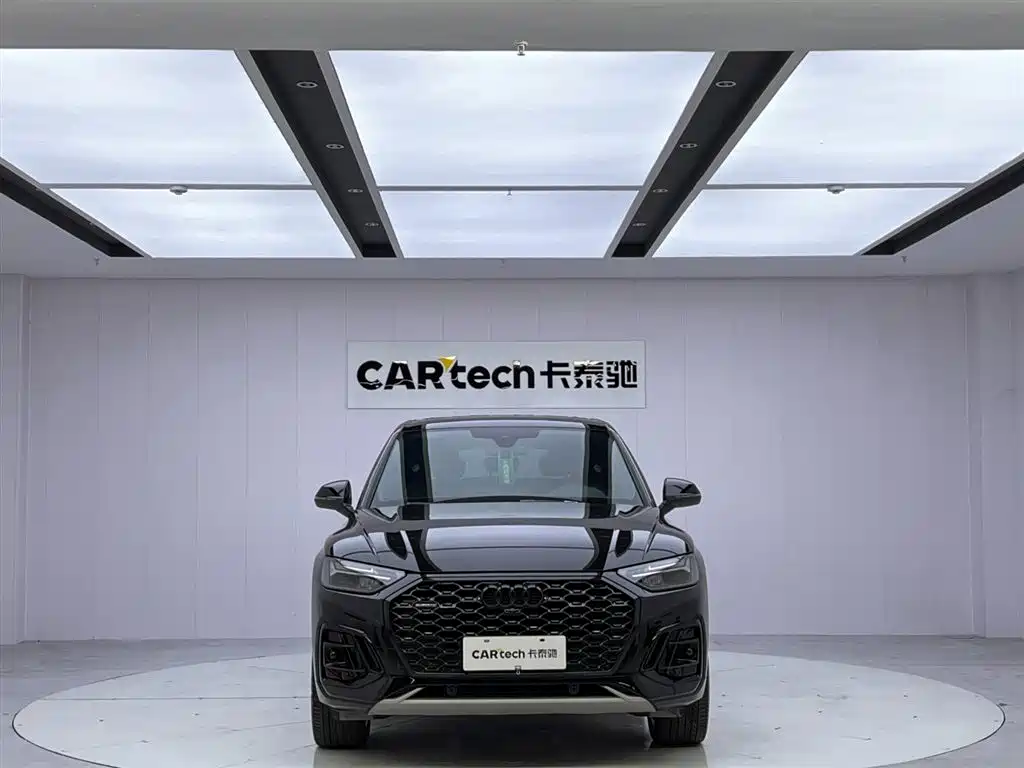 Audi Q5L Sportback — фото 8