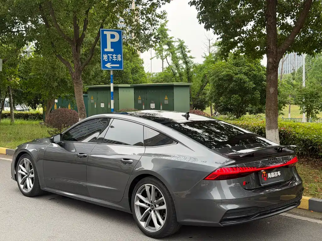 Audi A7 — фото 4