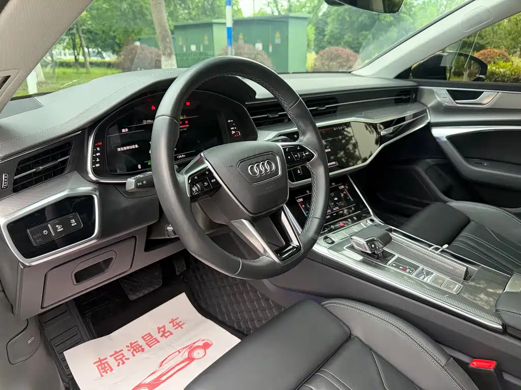 Audi A7 — фото 7