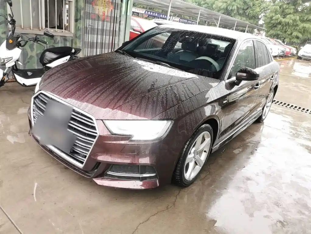 Audi A3 — фото 2