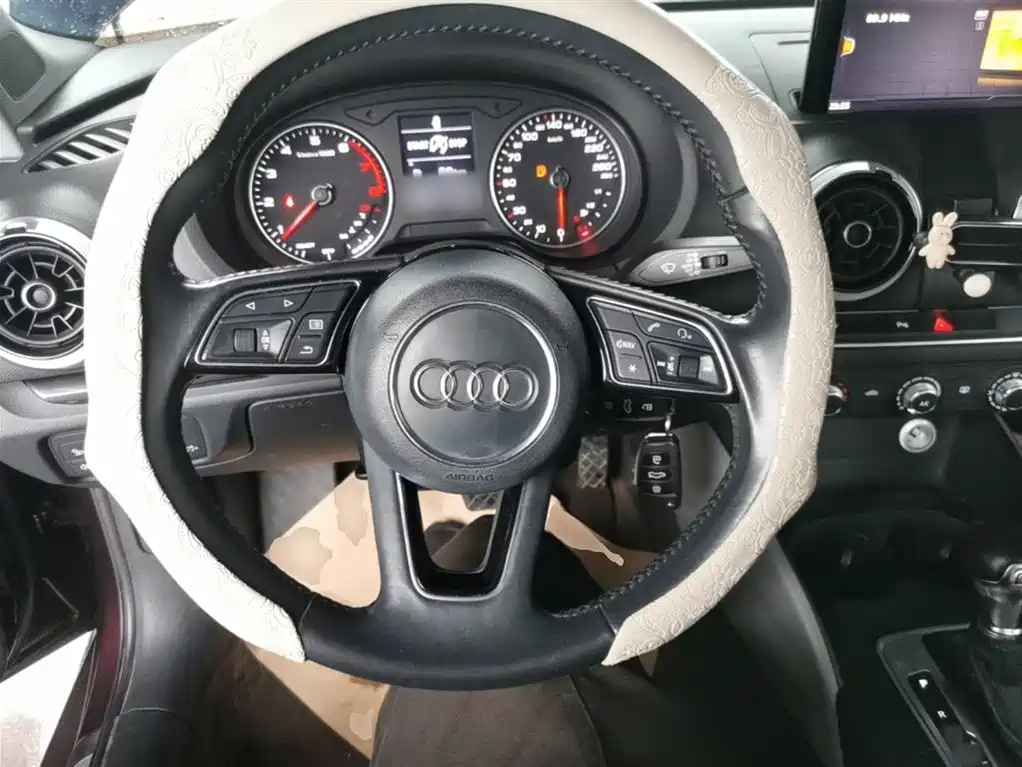 Audi A3 — фото 11
