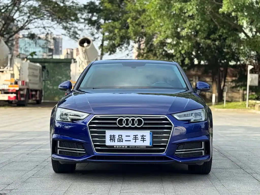 Audi A4L — фото 2