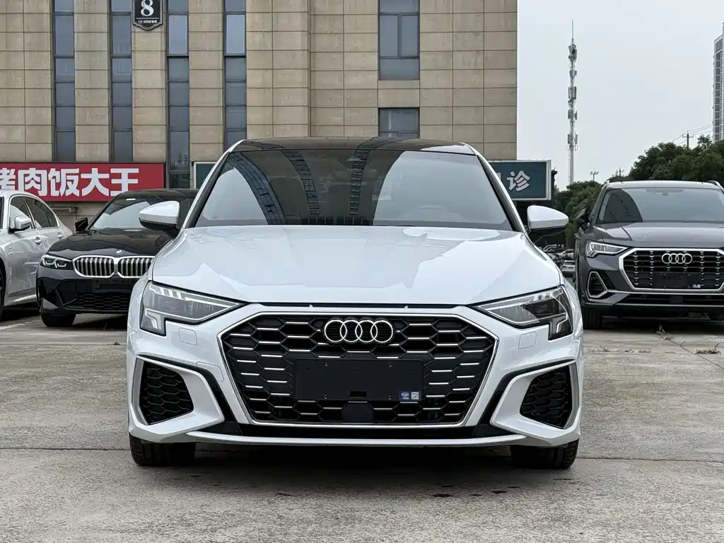 Audi A3 — фото 2