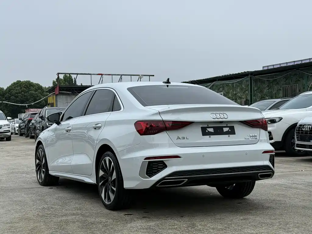 Audi A3 — фото 7