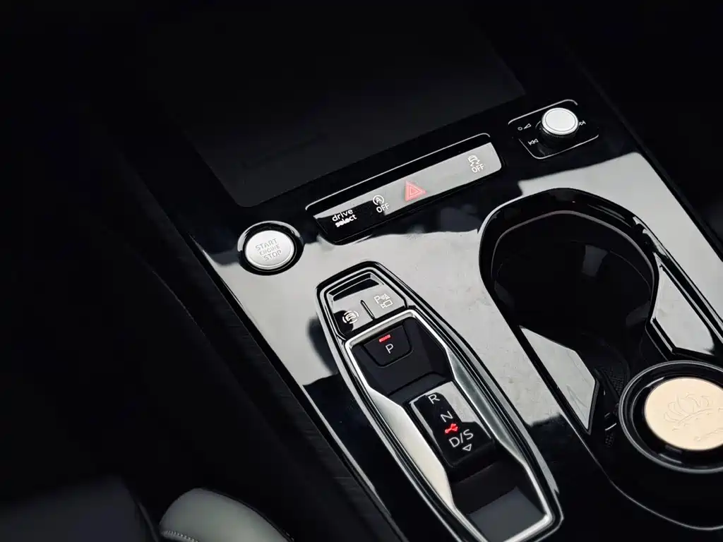 Audi A5L — фото 6