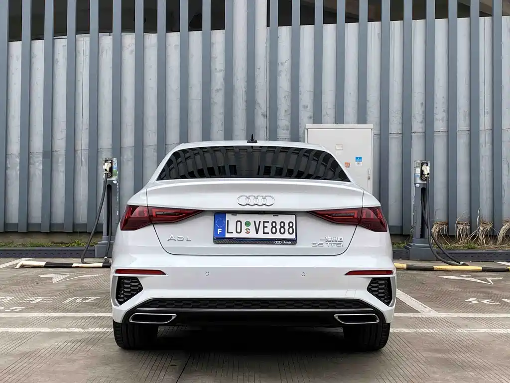 Audi A3 — фото 11