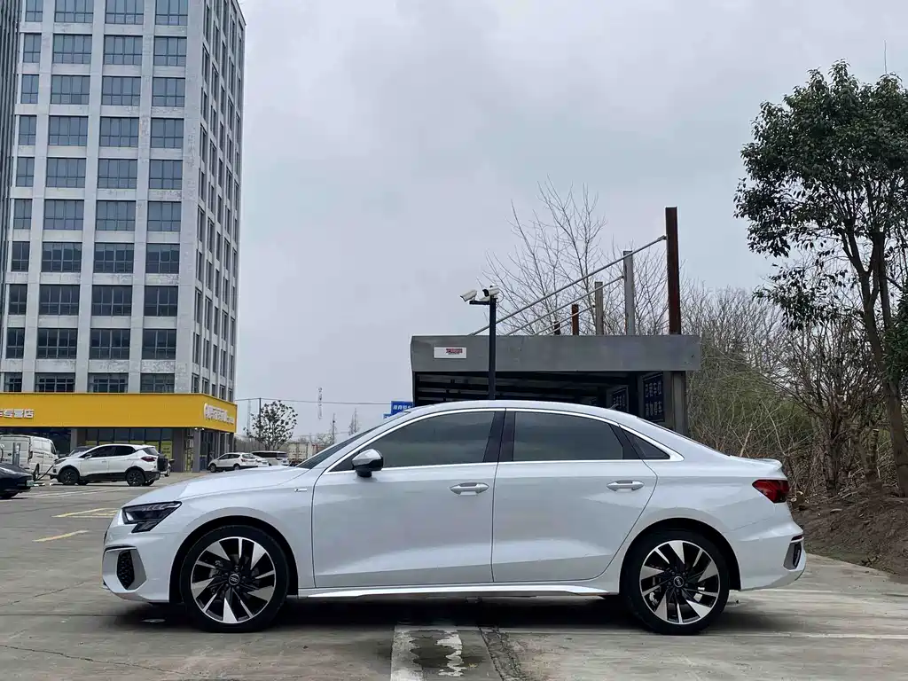 Audi A3 — фото 5