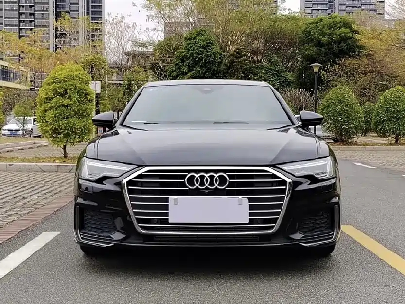 Audi A6L — фото 2