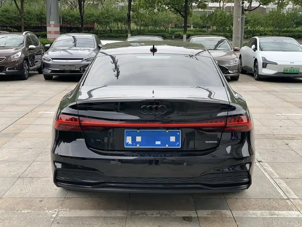 Audi A7L — фото 4