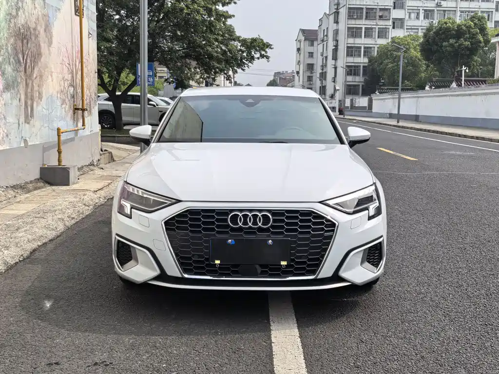 Audi A3 — фото 2