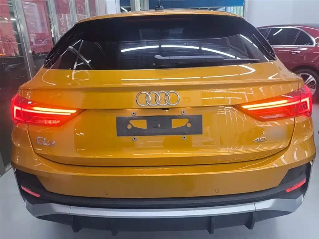 Audi Q3 Sportback — фото 6