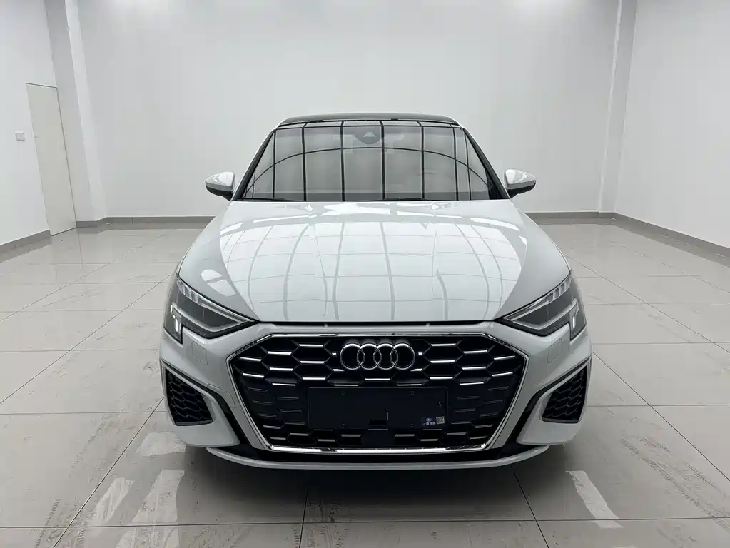 Audi A3 — фото 2