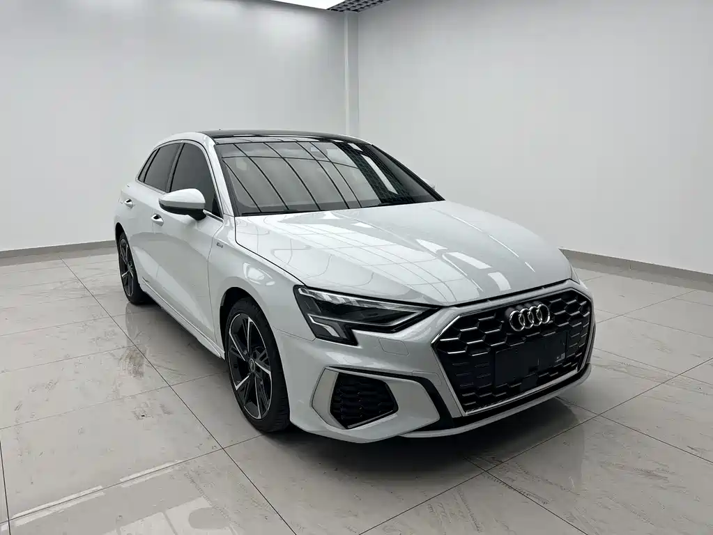 Audi A3 — фото 3