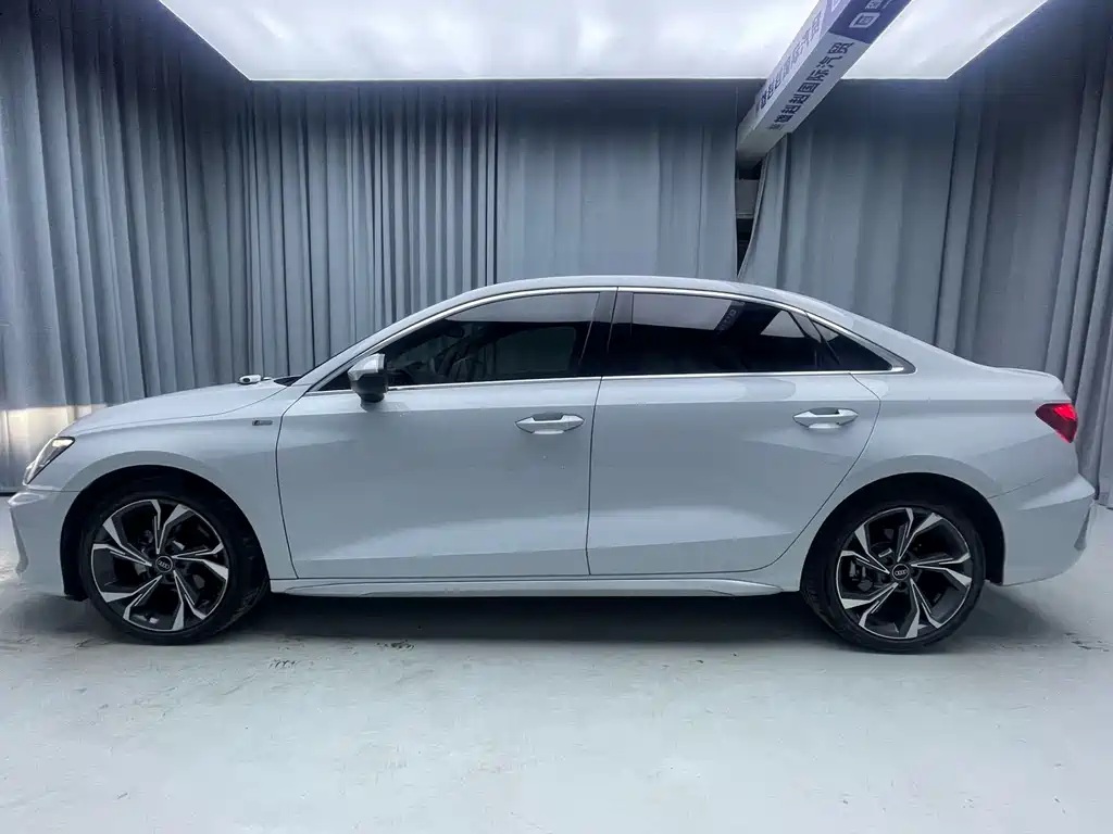 Audi A3 — фото 4