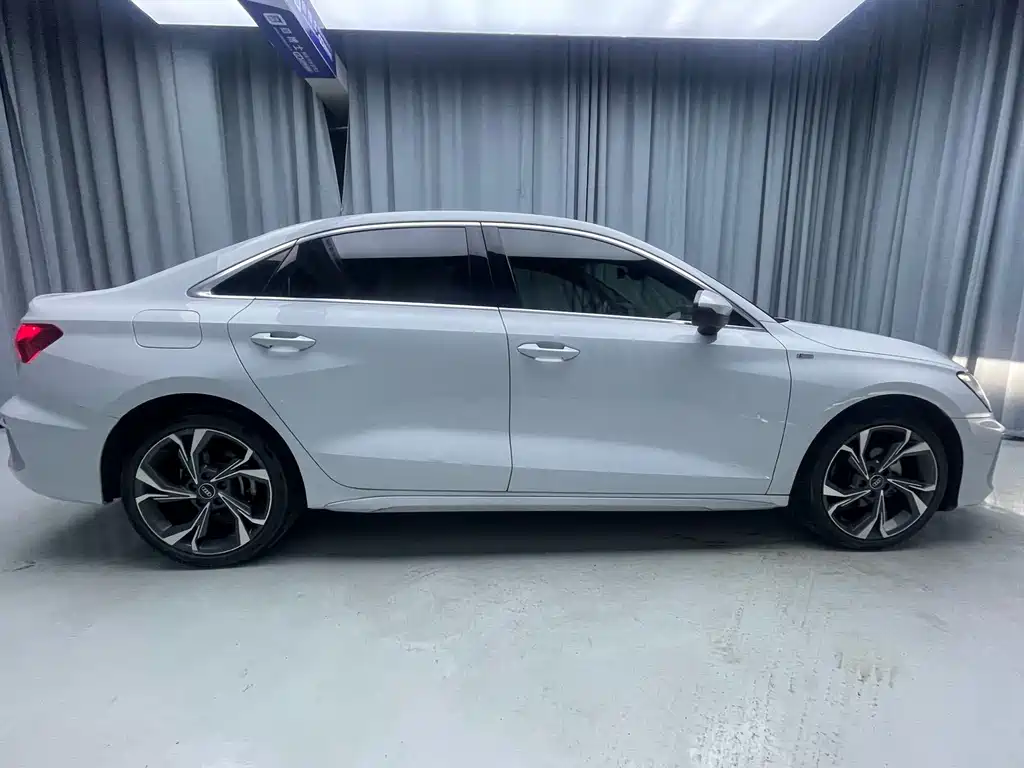 Audi A3 — фото 5