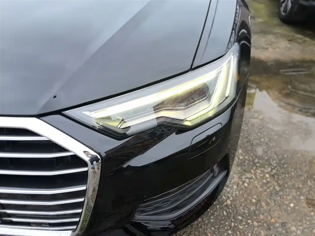 Audi A6L — фото 24
