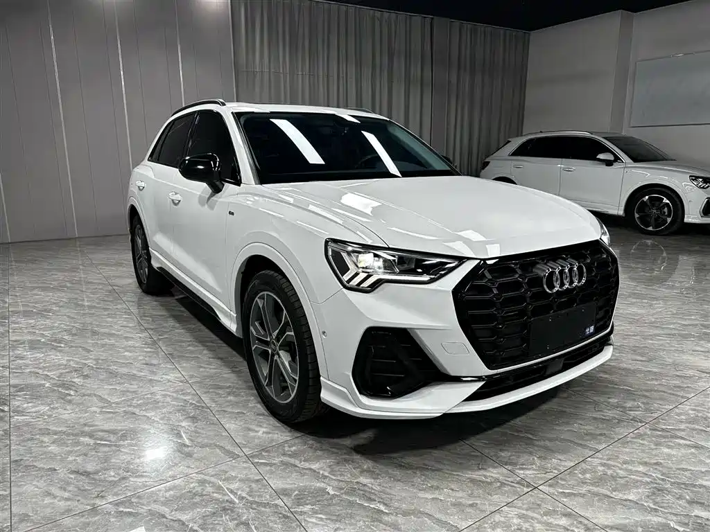 Audi Q3 — фото 3